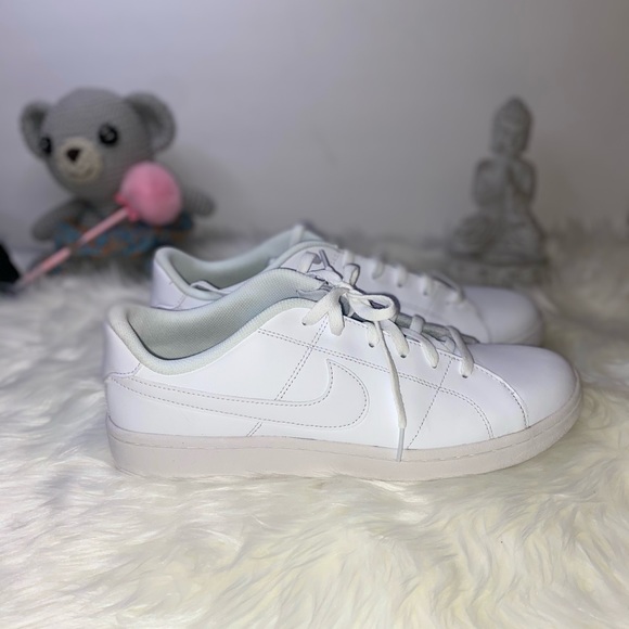 white court royale 2 trainers